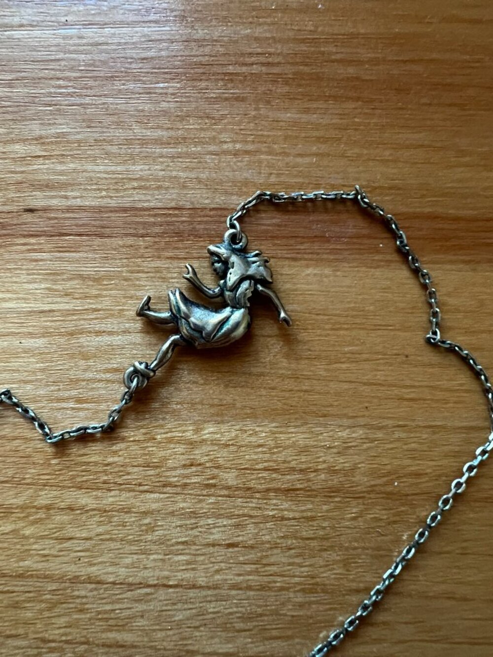Gold-toned Alice in Wonderland book adjustable necklace - Picture 4 of 5